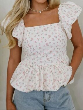Floral puff sleeve blouse